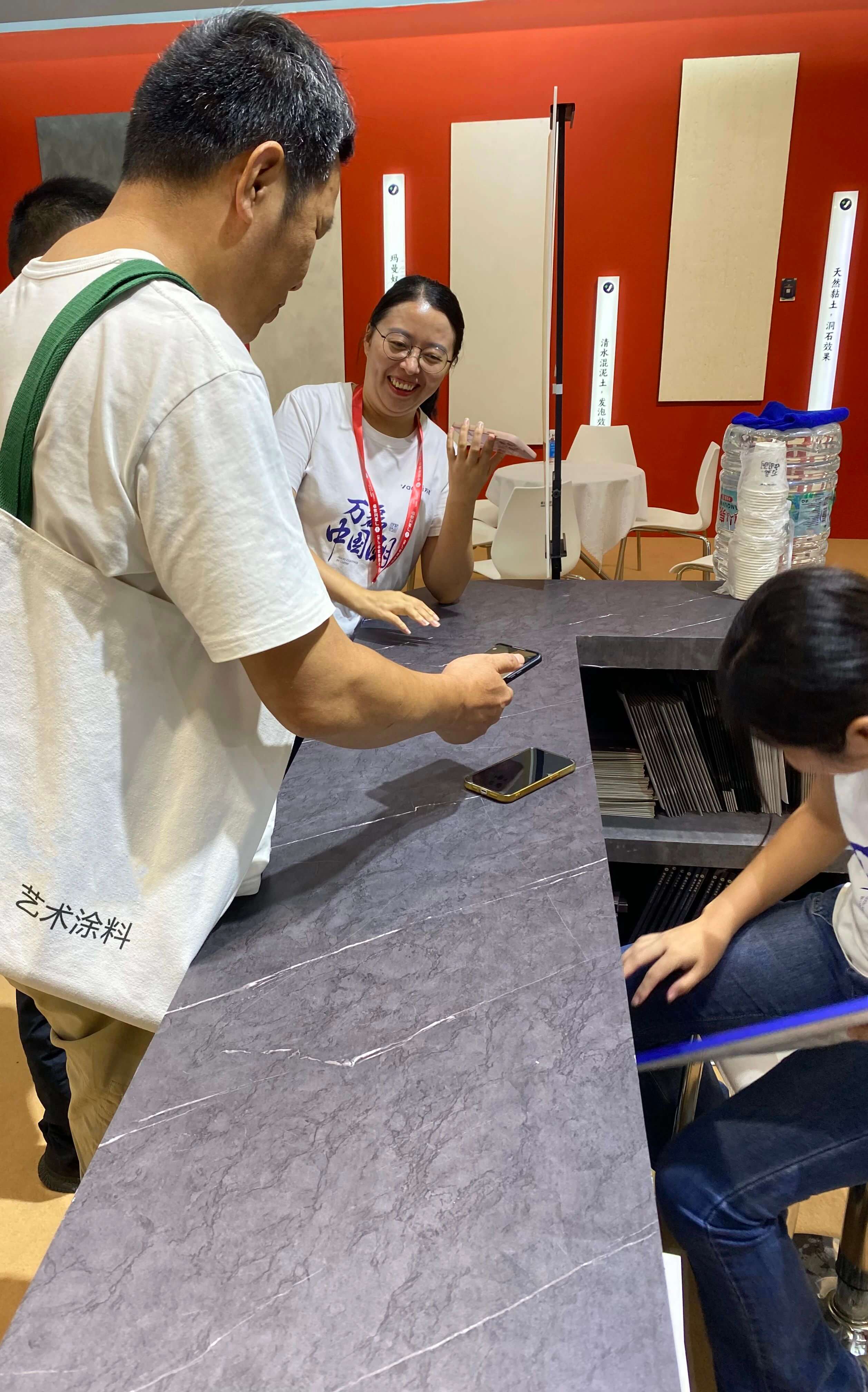 最“省”新品呈現(xiàn)！萬磊涂料國潮館實力吸睛！