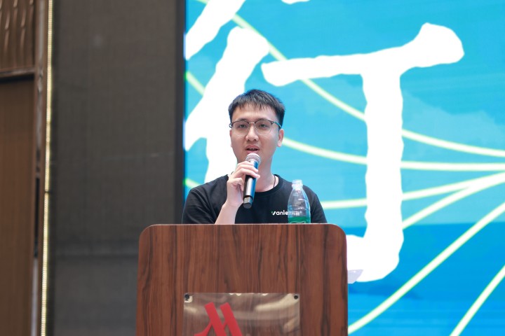 一場發(fā)布會(huì)，一場千人狂歡嘉年華 | 2025萬磊廣佛千人行完滿成功