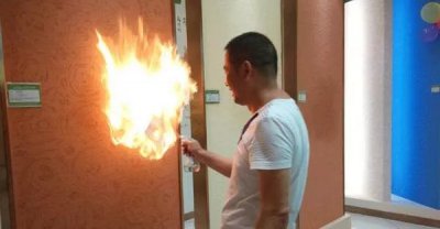 萬磊水性硅藻泥是否經(jīng)得起考驗？新浪第一手測評結(jié)果曝光！